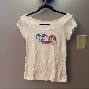 Vintage 90’s/Y2K Charlotte Russe 100% cotton Off Shoulder graphic tee